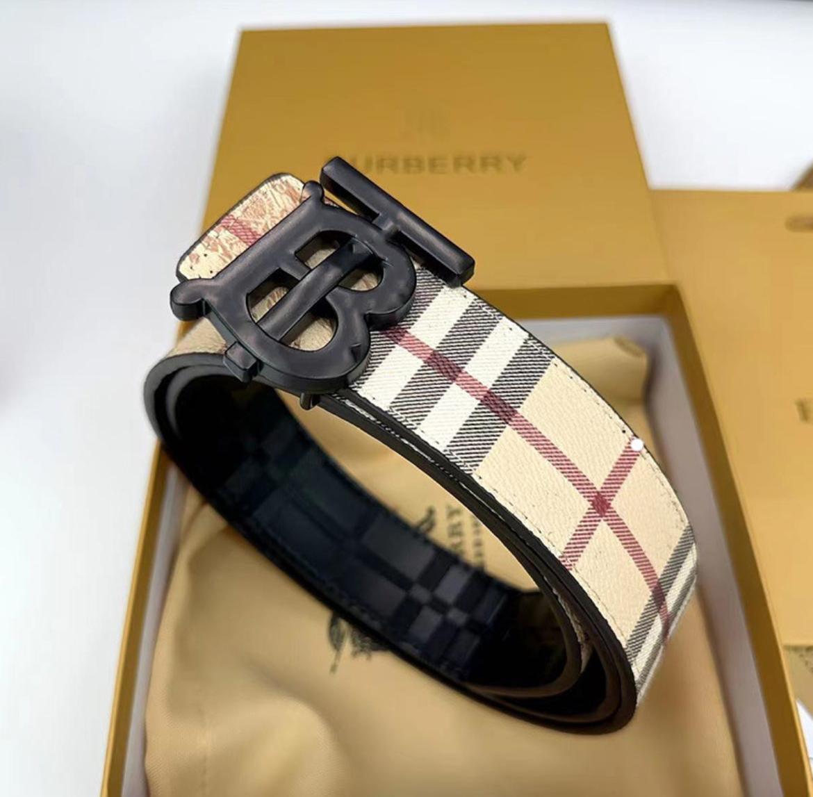 Burberry Gürtel